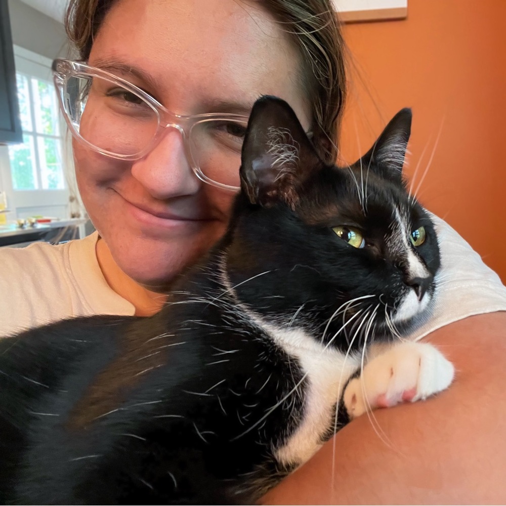 Meet your Posher, Marissa